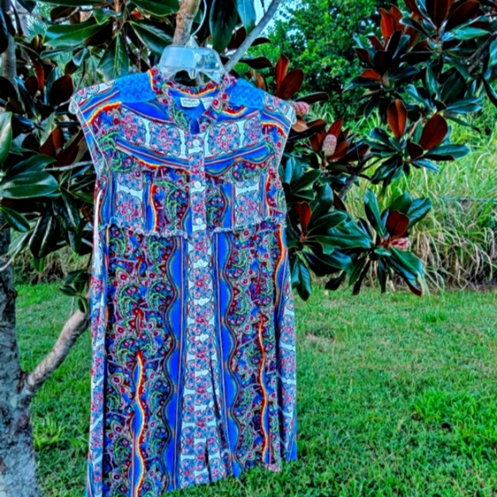Very silky boutique bought Mimi dress.
